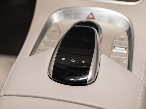 Used 2015 Mercedes-Benz S 550 4MATIC Sedan image 44