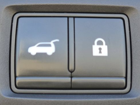 Used 2022 Mitsubishi Outlander SEL AWD/4WD image 27