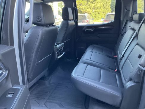 Used 2024 GMC Sierra 1500 SLT w/ SLT Premium Plus Package AWD/4WD image 9