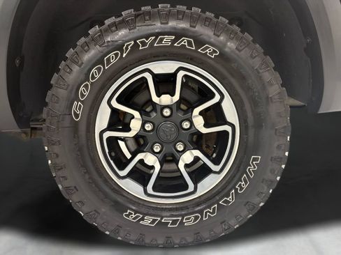Used 2017 RAM 1500 Rebel AWD/4WD image 36