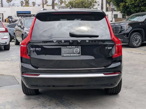 Certified 2025 Volvo XC90 T8 Ultra w/ Protection Package Premier AWD/4WD image 4