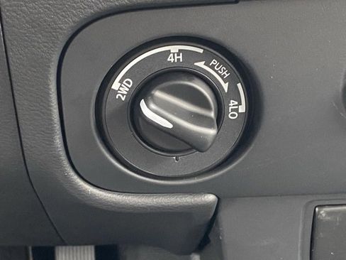 New 2026 Nissan Frontier SV w/ Tow Package image 23