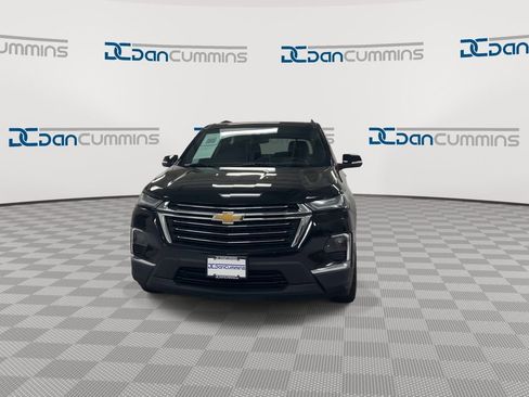Used 2022 Chevrolet Traverse LT AWD/4WD image 3