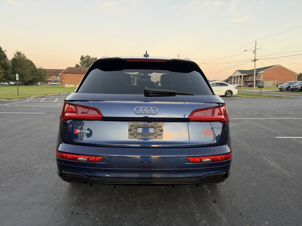 Used 2018 Audi SQ5 Prestige w/ Prestige Package AWD/4WD image 4