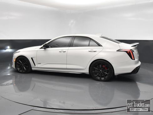 Used 2023 Cadillac CT4 V Blackwing w/ Driver Assist Package RWD image 3