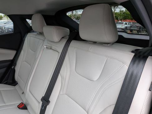 Used 2025 Ford Mustang Mach-E Premium AWD/4WD image 30