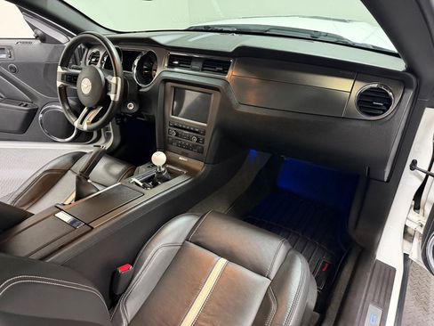 Used 2012 Ford Mustang GT Premium w/ Electronics Pkg RWD image 11