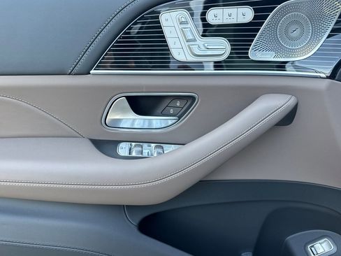 New 2026 Mercedes-Benz Maybach GLS 600 Maybach 600 image 12