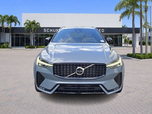 Used 2023 Volvo XC60 B5 Ultimate w/ Protection Package Premier FWD image 2