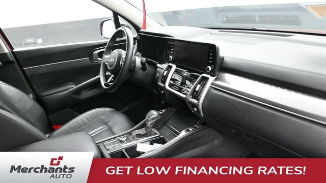 Used 2023 Kia Sorento S w/ Panoramic Sunroof Package FWD image 16