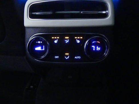 Used 2025 Genesis Electrified GV70 Advanced w/ Prestige Package image 28