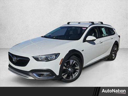 Used 2018 Buick Regal Preferred w/ Sights and Sounds Package image 1