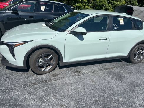 Used 2025 Kia K4 FWD image 10