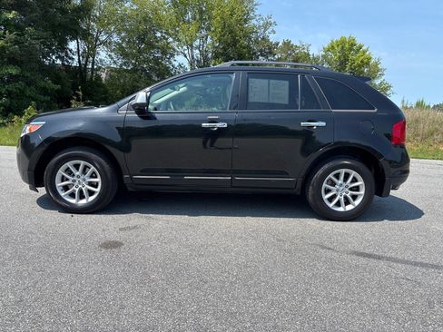 Used 2013 Ford Edge SE FWD image 2