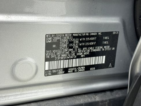 Used 2025 Toyota RAV4 XLE w/ Convenience Package AWD/4WD image 25