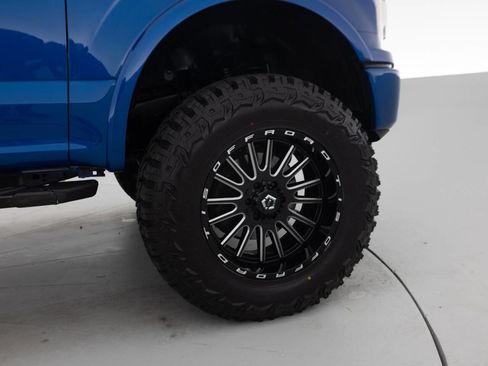 Used 2018 Ford F150 XLT w/ Equipment Group 301A Mid AWD/4WD image 19