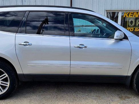 Used 2015 Chevrolet Traverse LT w/ Style and Technology Package AWD/4WD image 2