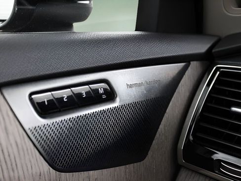 Used 2023 Volvo XC90 B6 Plus w/ Protection Package Premier image 29