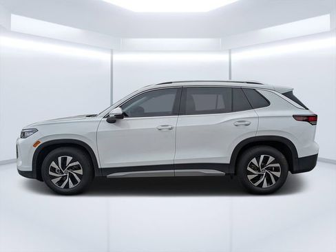 New 2026 Volkswagen Tiguan S FWD image 6