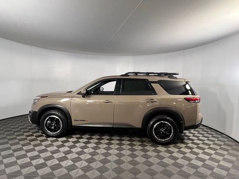 Used 2025 Nissan Pathfinder Rock Creek image 9