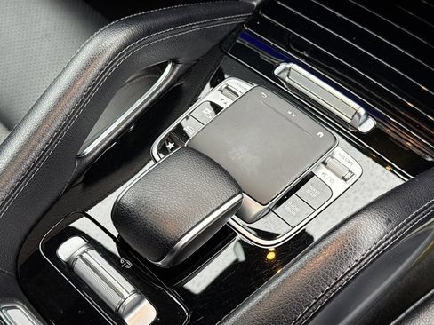 Used 2020 Mercedes-Benz GLS 450 4MATIC w/ Convenience Package image 34