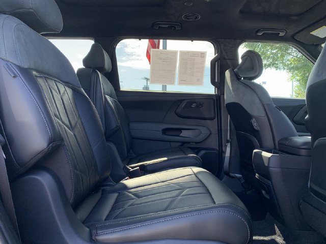 Used 2027 Kia Telluride SX Prestige X-Pro AWD/4WD image 34