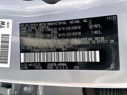 Used 2022 Toyota Highlander Bronze Edition image 31