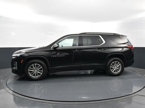 Used 2022 Chevrolet Traverse LT image 7
