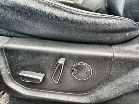 Used 2018 Ford F150 Raptor w/ Equipment Group 801A Mid image 12