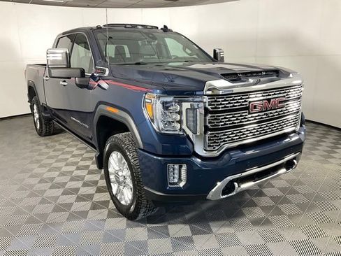 Used 2021 GMC Sierra 2500 Denali w/ Denali Ultimate Package image 3