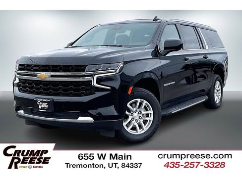 Used 2024 Chevrolet Suburban LS image 1