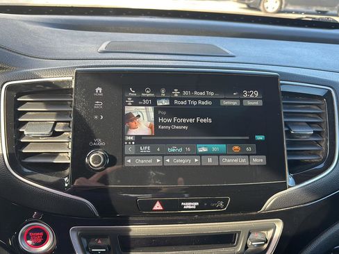 Used 2021 Honda Pilot Touring image 28