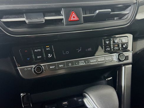 Used 2025 Kia Seltos S image 24