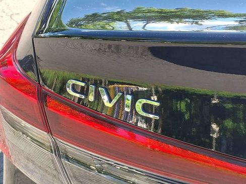 Certified 2024 Honda Civic EX image 30