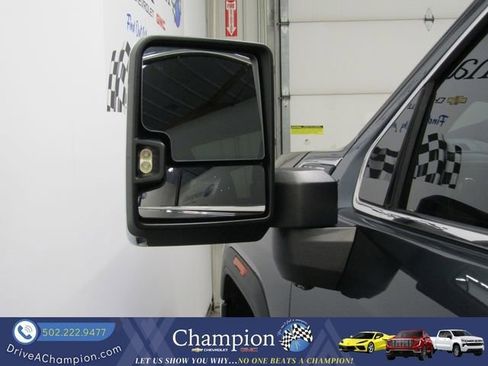 Used 2020 GMC Sierra 2500 Denali w/ Denali Ultimate Package AWD/4WD image 17