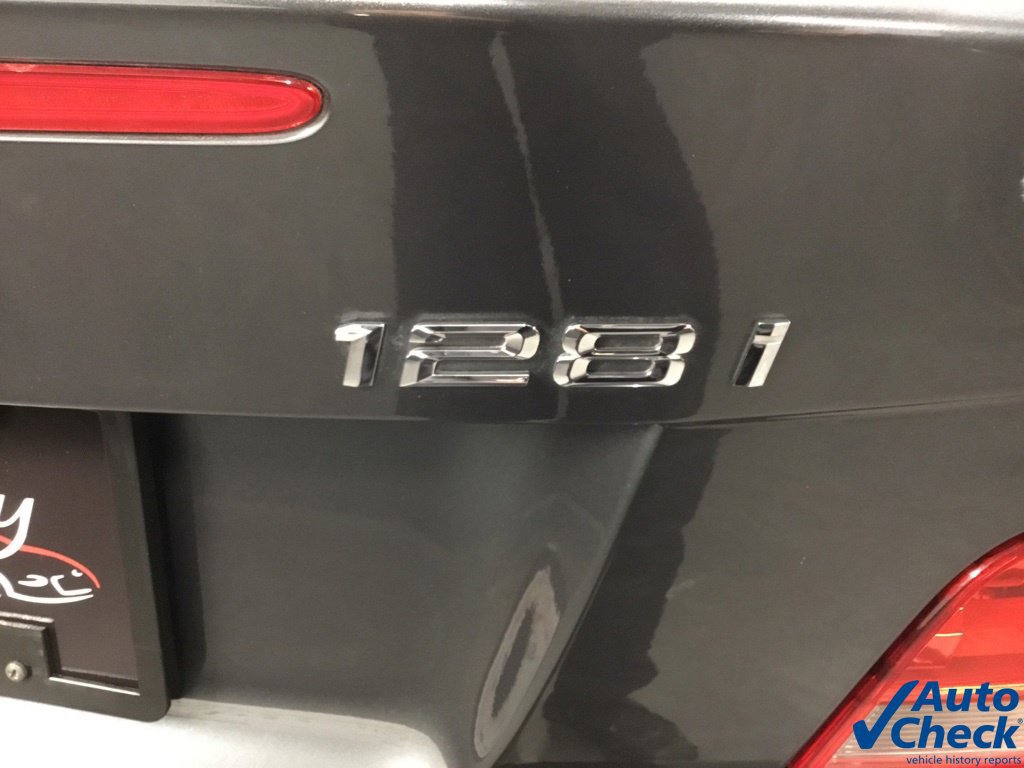 Used 2013 BMW 128i Convertible RWD image 25