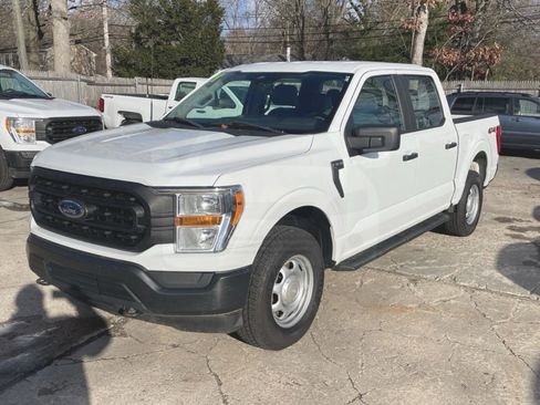 Used 2021 Ford F150 XL w/ Trailer Tow Package image 4