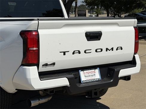 New 2025 Toyota Tacoma 4x4 Double Cab image 6