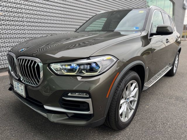 Used 2021 BMW X5 xDrive40i w/ Executive Package AWD/4WD image 1