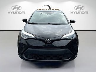 Used 2021 Toyota C-HR XLE video 2
