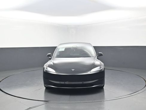 Used 2025 Tesla Model 3 Long Range AWD/4WD image 3