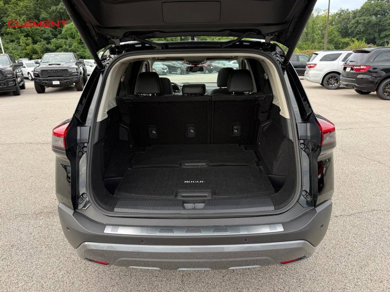 Used 2023 Nissan Rogue SL w/ SL Premium Package AWD/4WD image 7