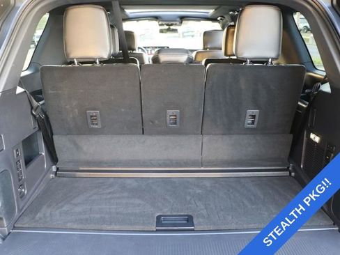 Used 2025 Ford Expedition Platinum w/ Stealth Appearance Package image 14