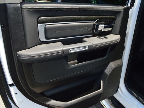 Used 2015 RAM 1500 Limited AWD/4WD image 19