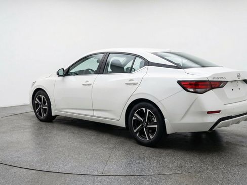 Used 2025 Nissan Sentra SV FWD image 6