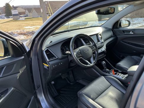 Used 2017 Hyundai Tucson Limited w/ Cargo Package image 13