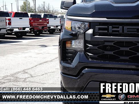 New 2026 Chevrolet Silverado 1500 Custom Trail Boss w/ Dark Appearance Package AWD/4WD image 39