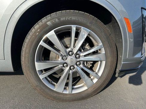 Certified 2024 Cadillac XT6 Premium Luxury w/ Technology Package image 5