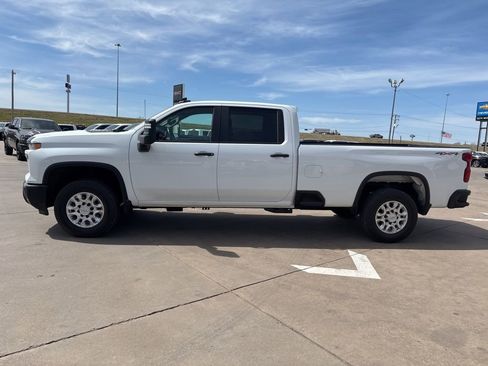 Used 2024 Chevrolet Silverado 2500 W/T w/ WT Convenience Package image 3