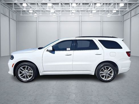 Certified 2022 Dodge Durango GT image 2